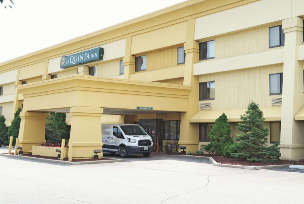 La Quinta Inn & Suites by Wyndham Milwaukee Airport / Oak Creek Image 7